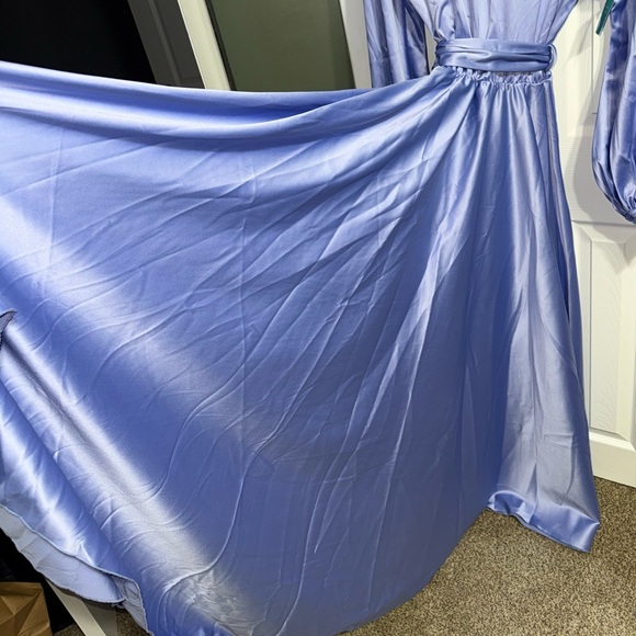 Chic Bump Club Iced Blue Maxi Long Sleeve Maternity Gown - Picture 6 of 7